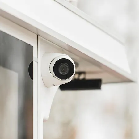 Deine Schwimmende Auszeit Auf Dem Wasser -festlieger Hausboot Tobago Botel