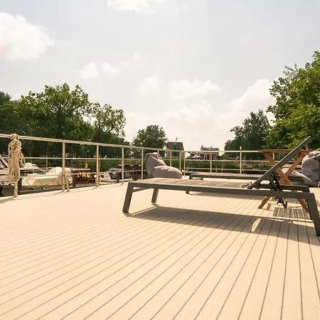 Deine Schwimmende Auszeit Auf Dem Wasser -festlieger Hausboot Tobago * Dömitz